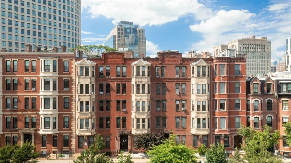 19 Cortes St, Back Bay