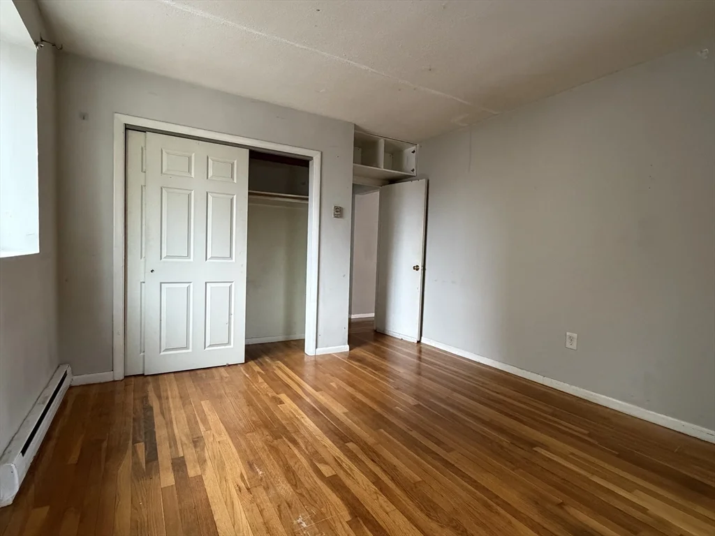 8 Kittredge St, Roslindale