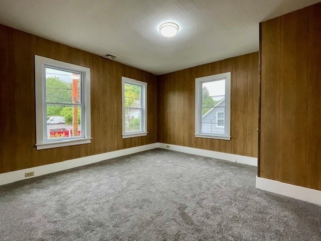 209 Sterling St, Clinton