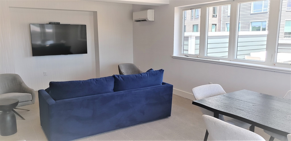 50 Hichborn, Brighton