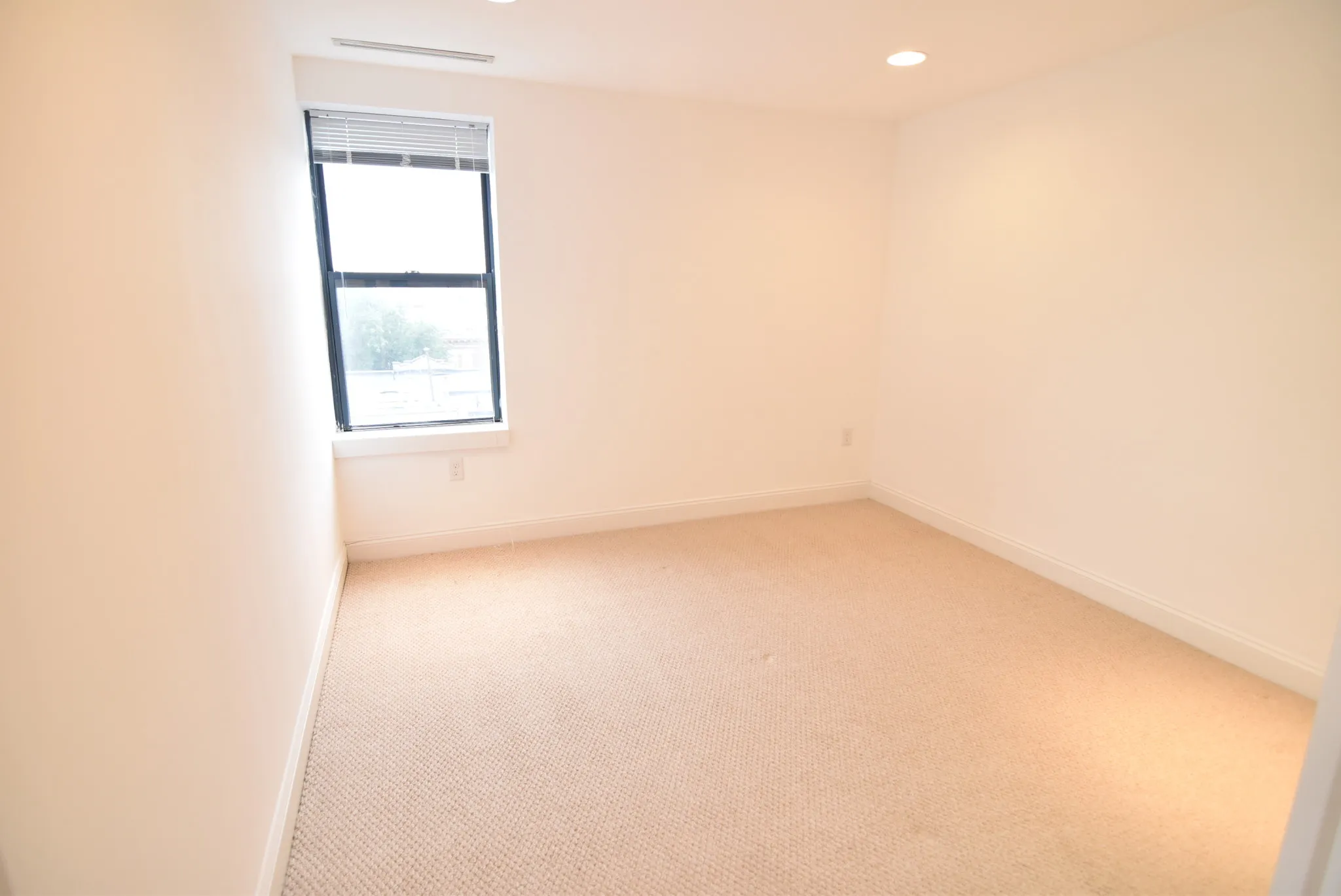 100 Jersey St, Fenway