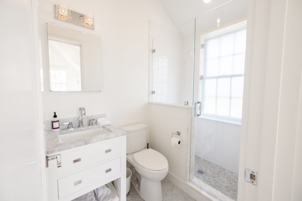 106 A Surfside Rd, Surfside