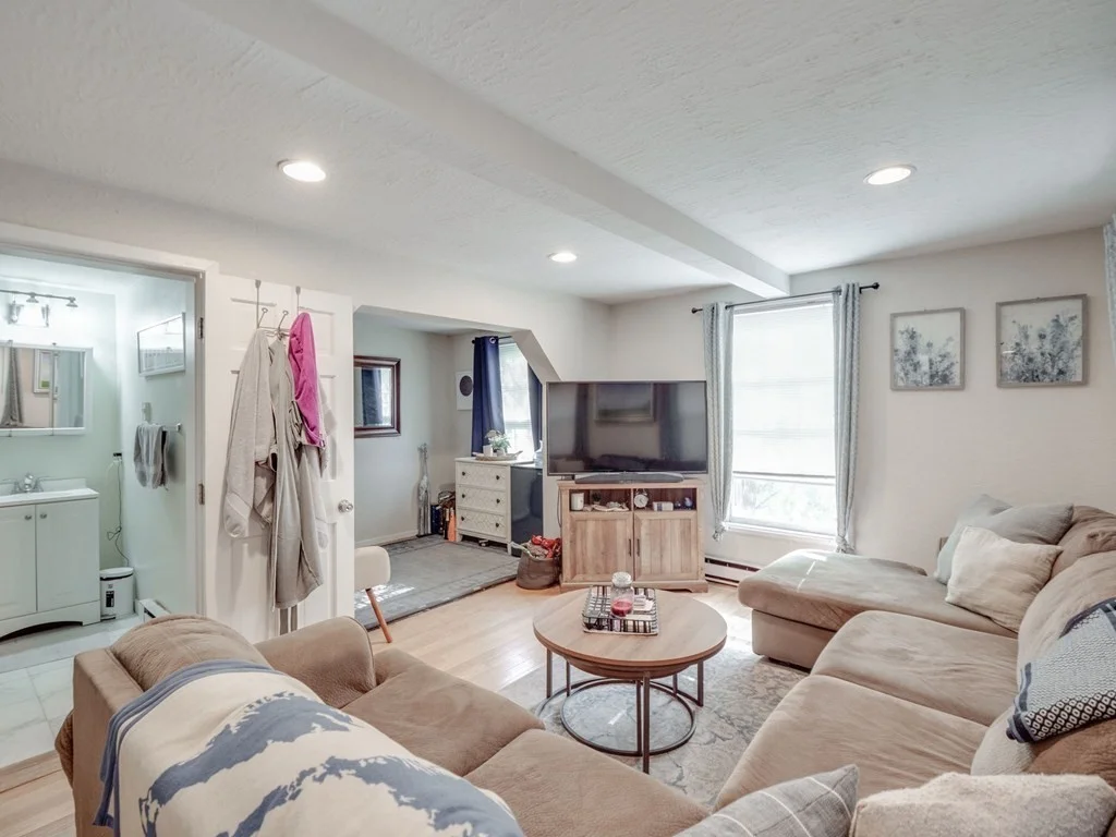 28 Mercer, South Boston's Dorchester Heights