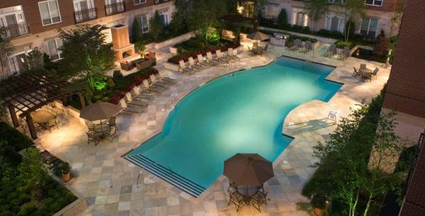 300 2nd Ave, West End