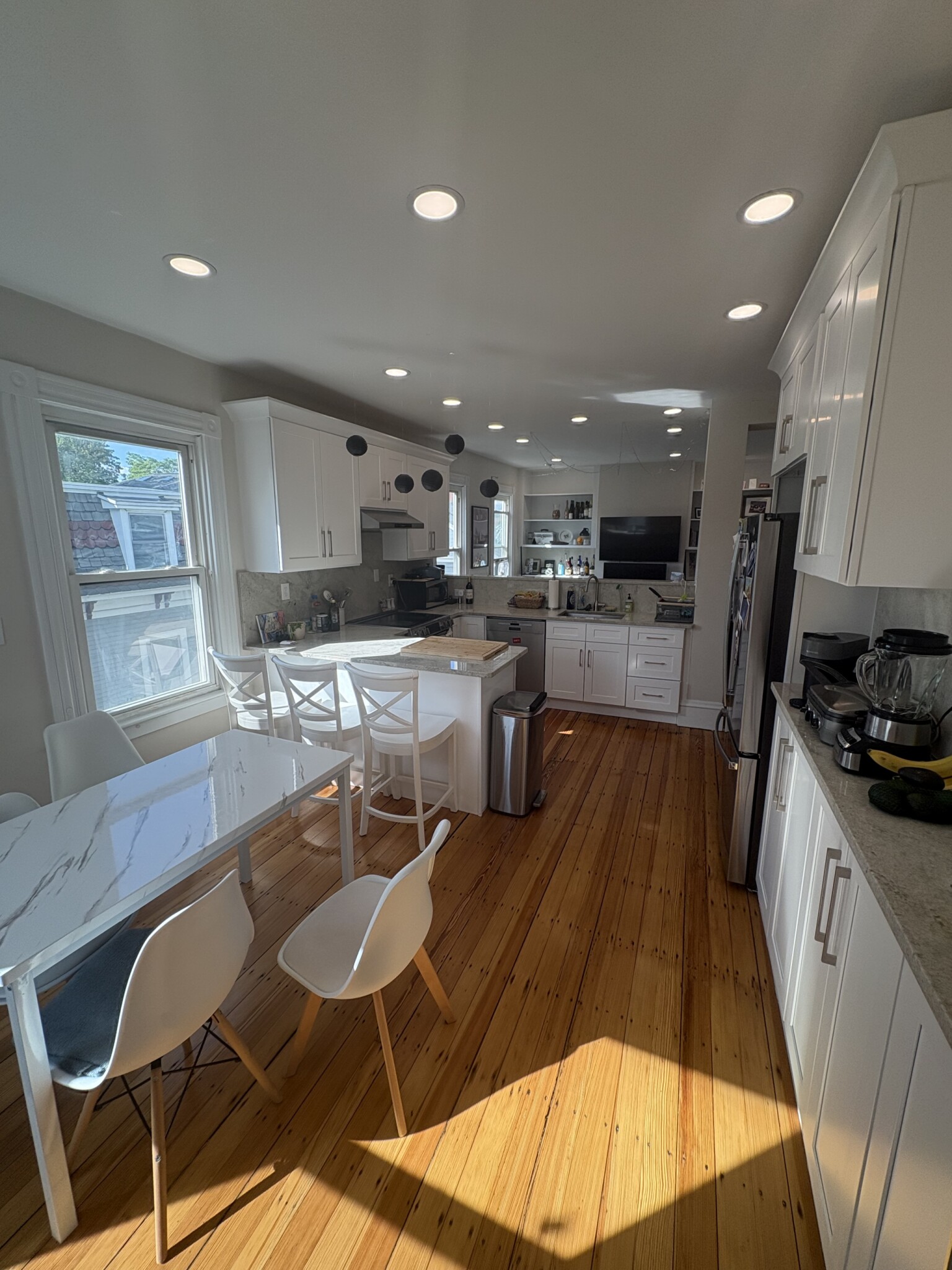 364 Washington St, The Port