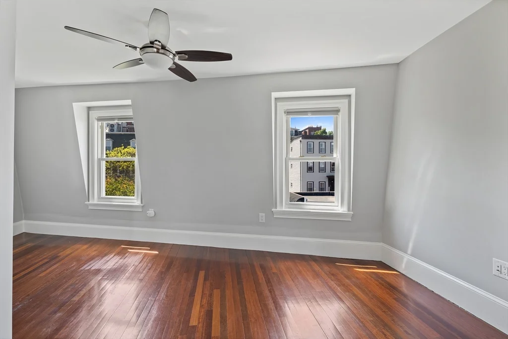 24 Emerson St, South Boston