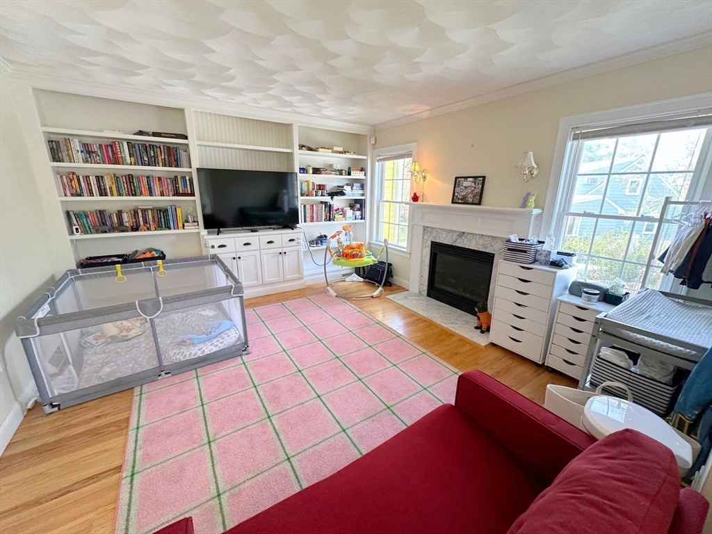 6 Farmers Circle, Arlington