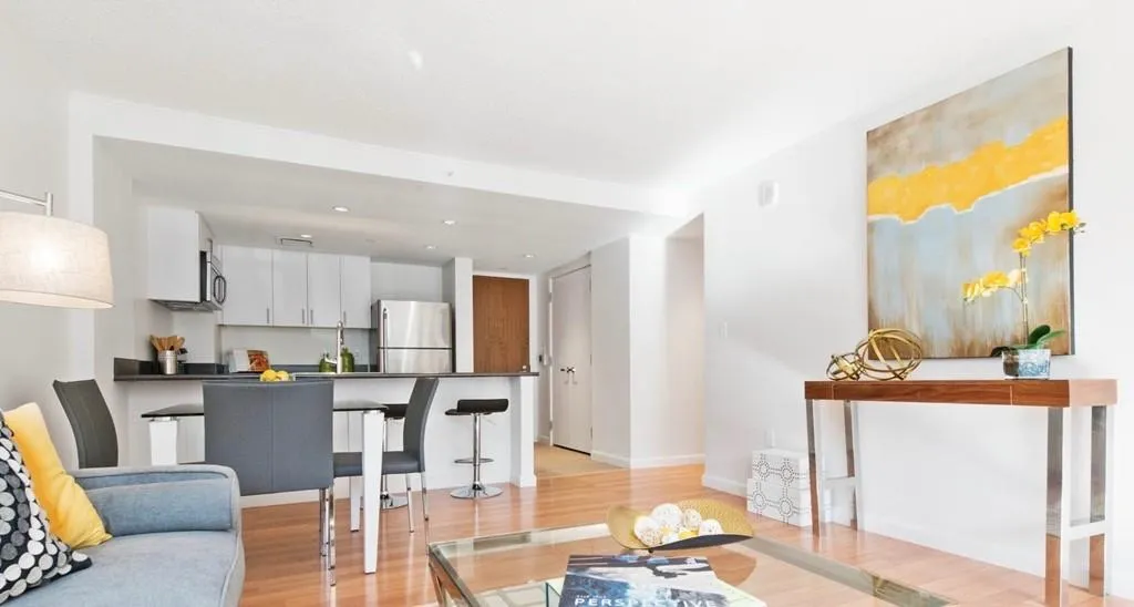 295 Harvard St, Mid-Cambridge