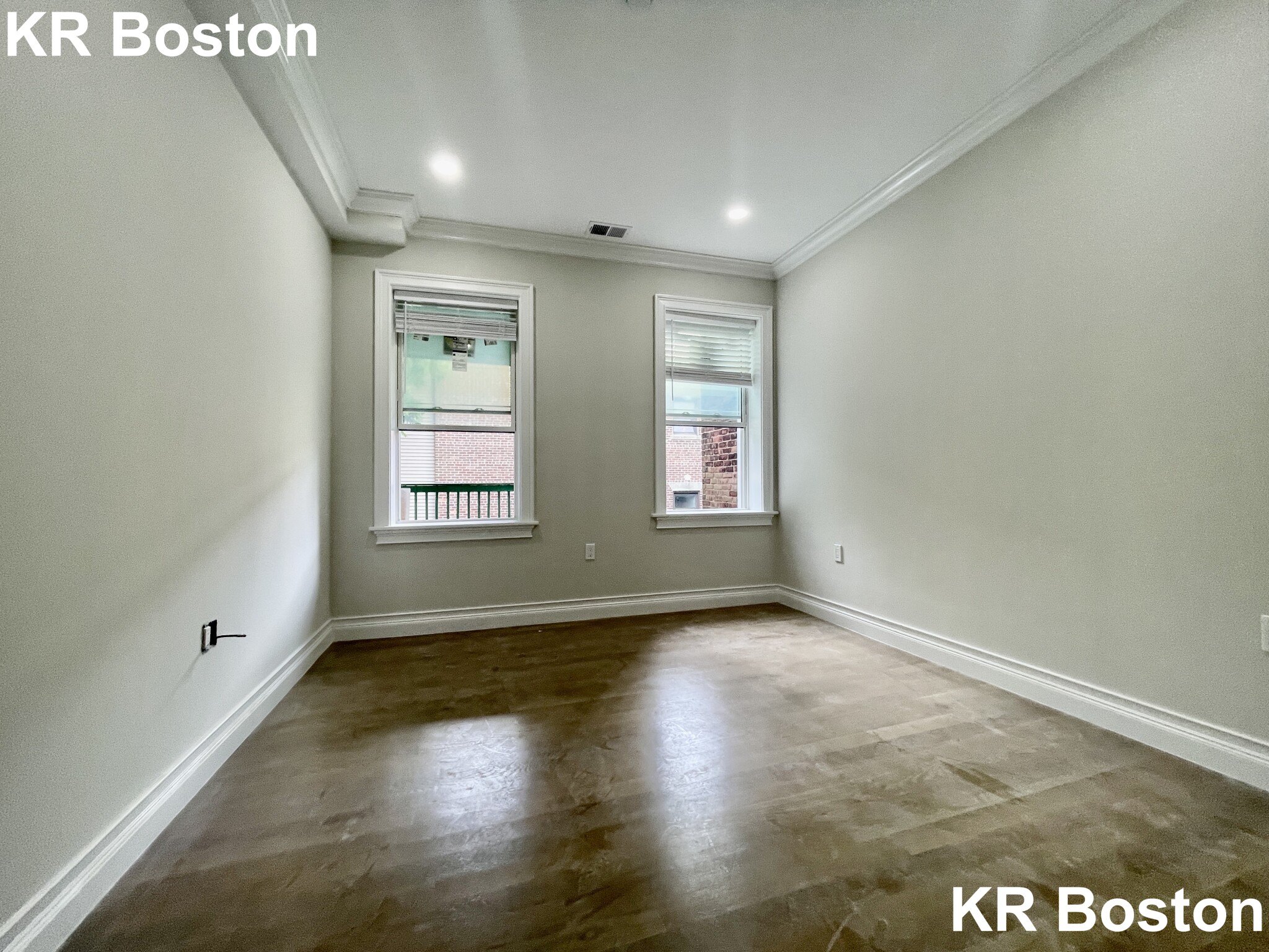 2 bed, 1 bath apartment for rent at 15 Mount Hood Rd Unit 6, Brighton — photo 4 of 5