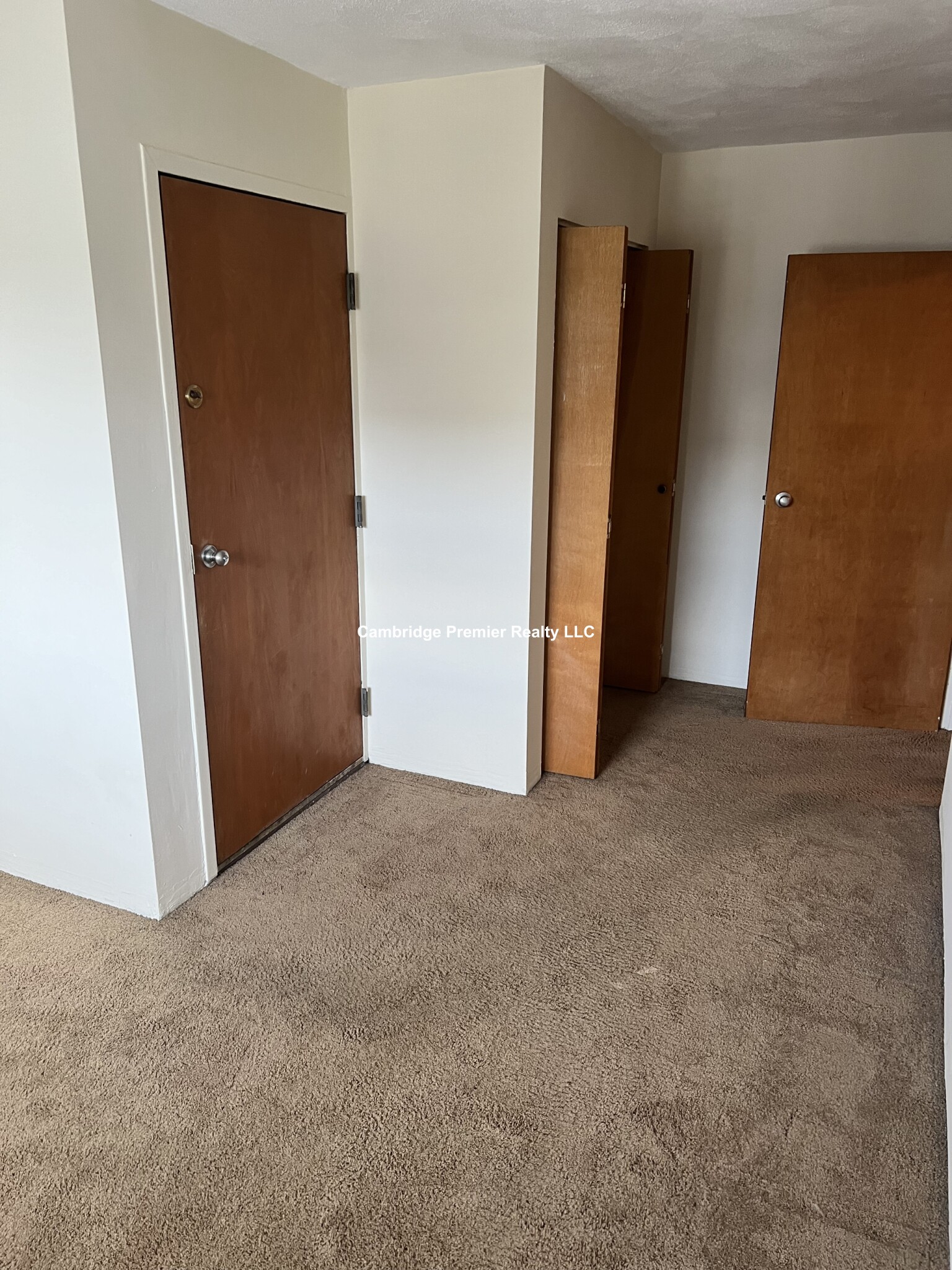 2 bed, 1 bath apartment for rent at 14 Spring St Unit 5, Spring Hill