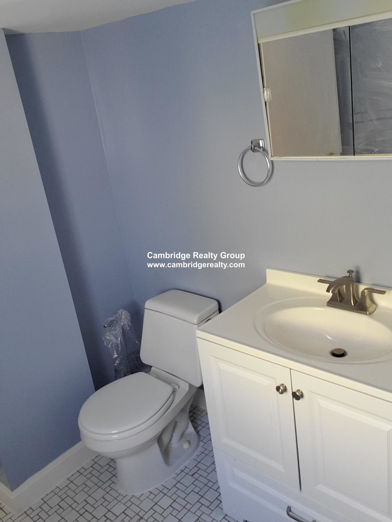 2 bed, 1 bath apartment for rent at 21 Wesley Park Unit 2, Union Square — photo 14 of 23
