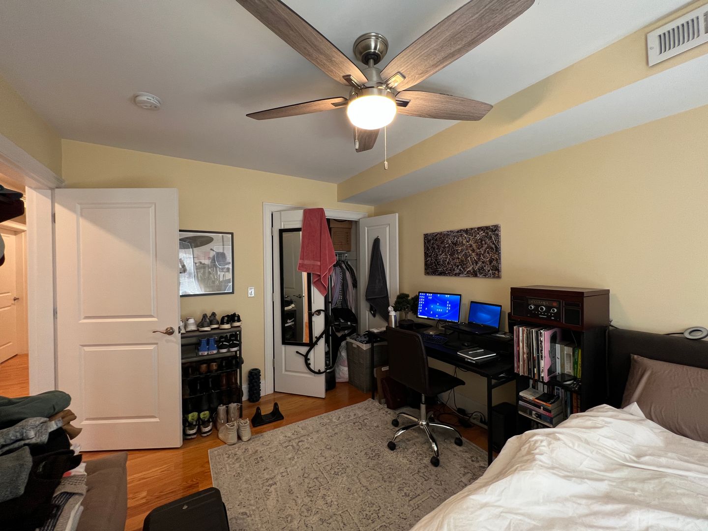 4 bed, 2 bath apartment for rent at 116 Holland St Unit 1, Davis Square — photo 14 of 21