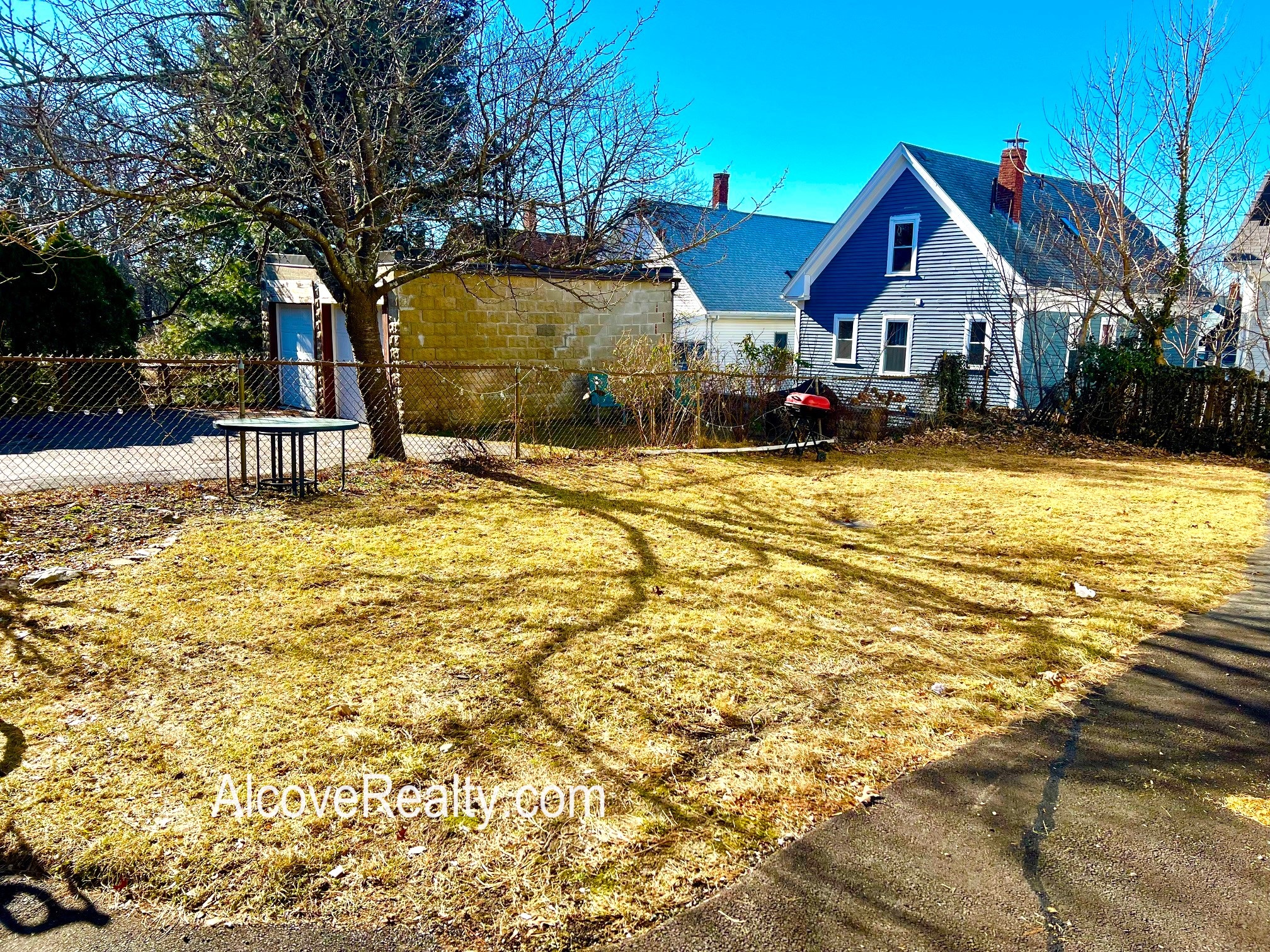 1 bed, 1 bath apartment for rent at 29 Cherry St Unit 1, Davis Square — photo 14 of 15