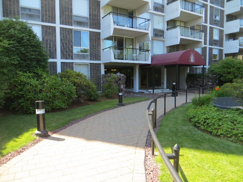 1 bed, 1 bath apartment for rent at 60 Babcock St Unit 84, Brookline Hills — photo 14 of 16