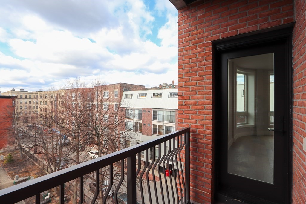 2 bed, 2 bath apartment for rent at 50 Symphony Rd Unit 20, Fenway — photo 11 of 18