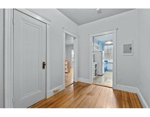 Studio bed, 1 bath apartment for rent at 1697 1699 Cambridge St Unit 36, Harvard Square — photo 3 of 12