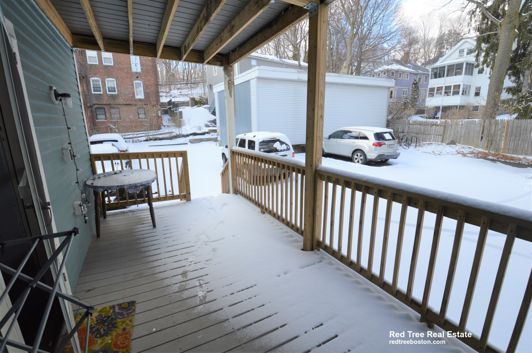 331 Faneuil St, Oak Square