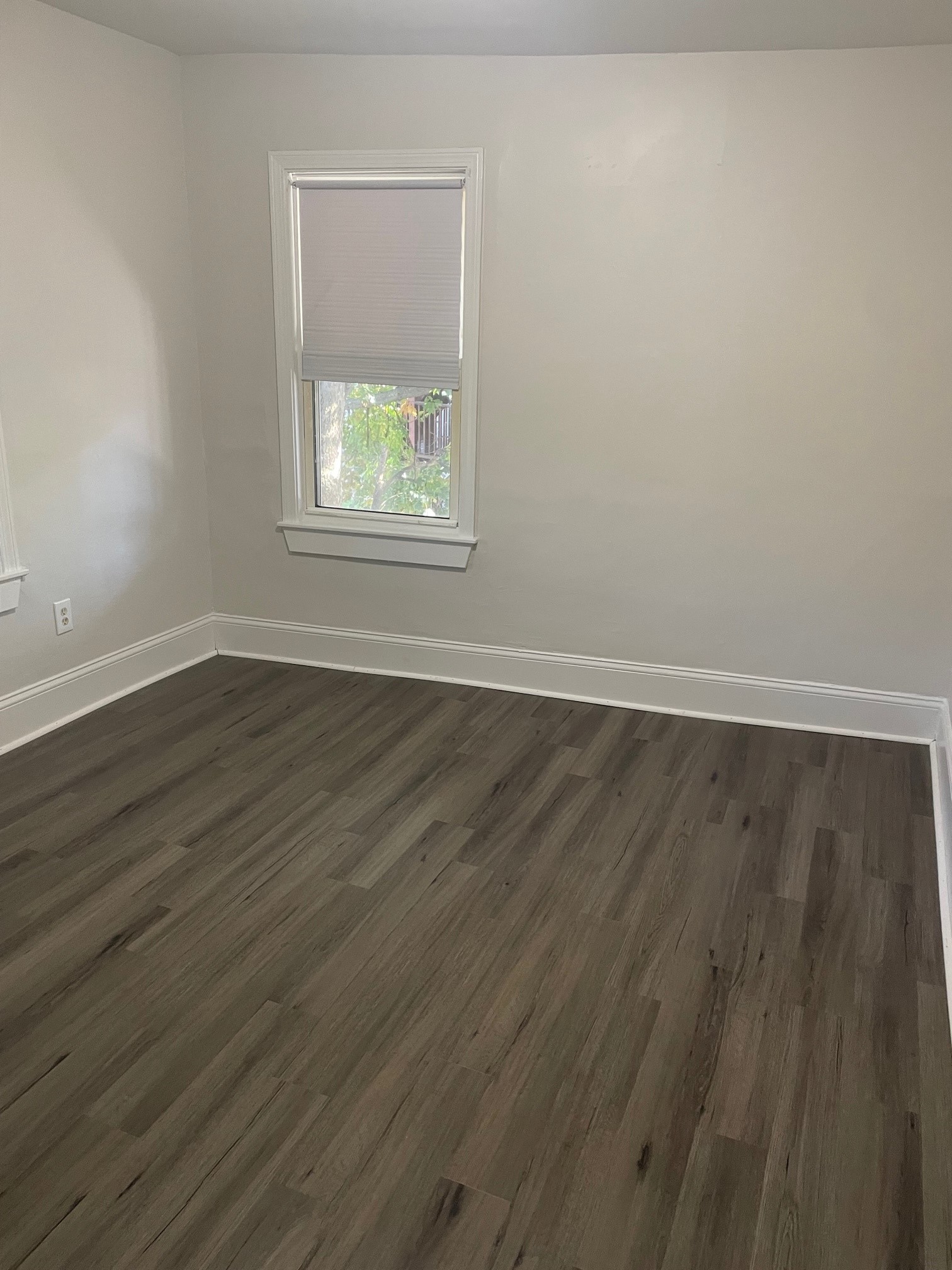 182 Walnut Ave, Roxbury