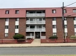 141 Pierce St, Malden