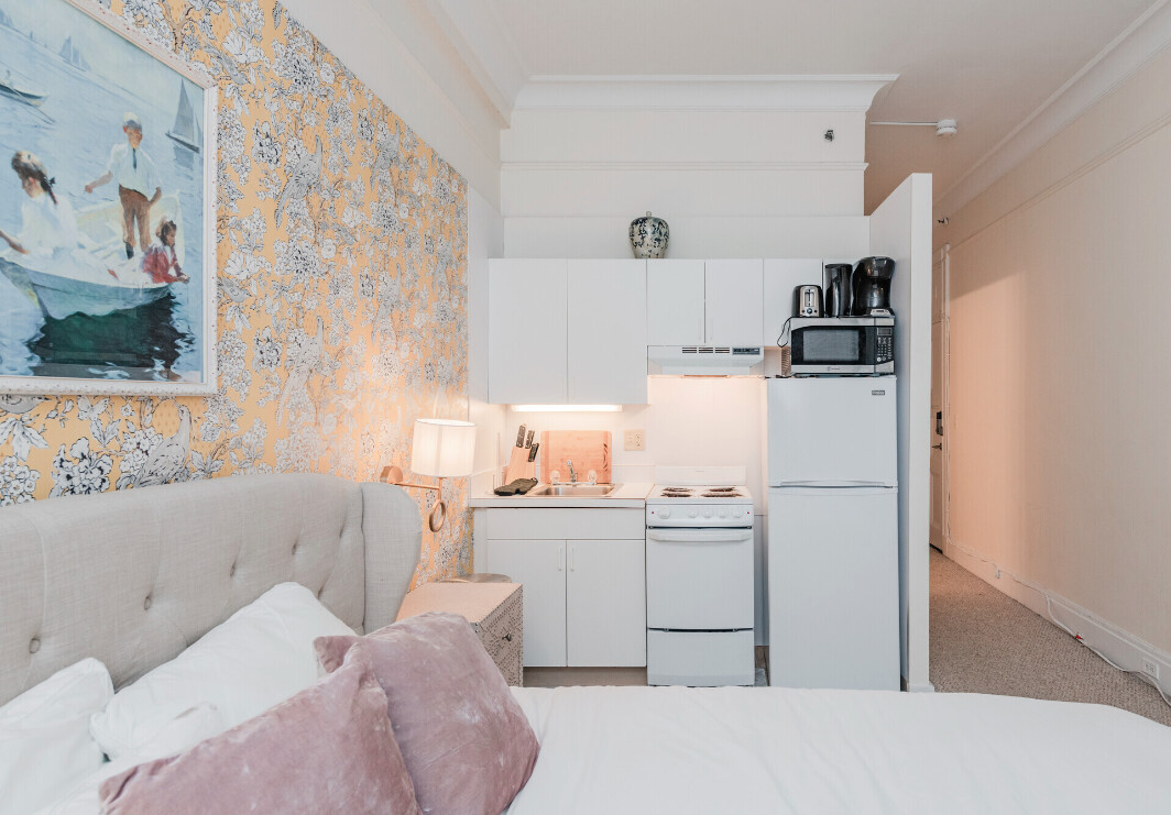 62 Boylston St, Downtown