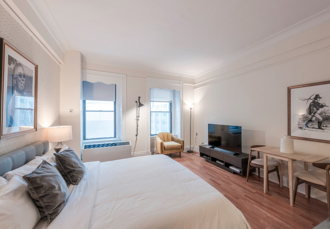 62 Boylston St, Downtown