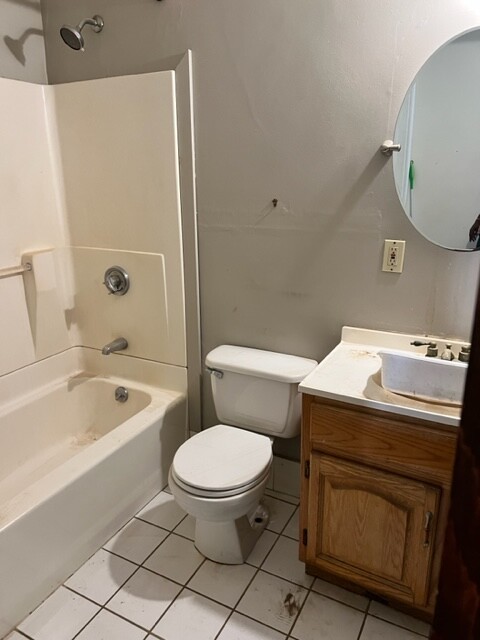 110 Central St, Powder House Square