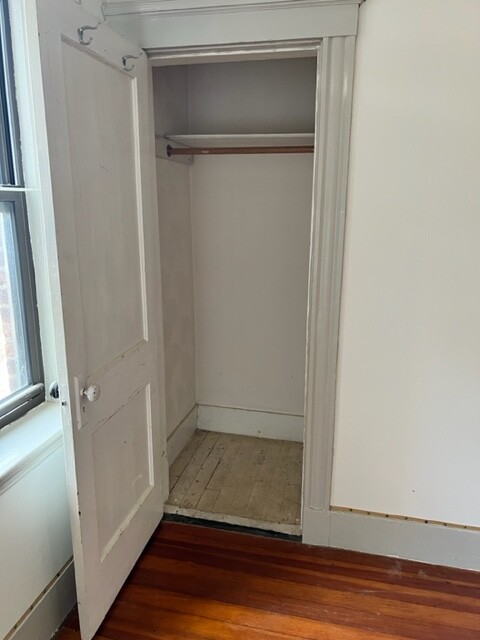 110 Central St, Powder House Square