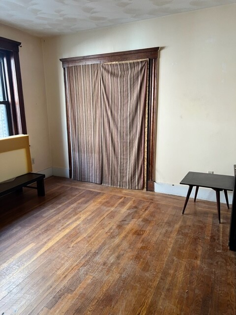 110 Central St, Powder House Square