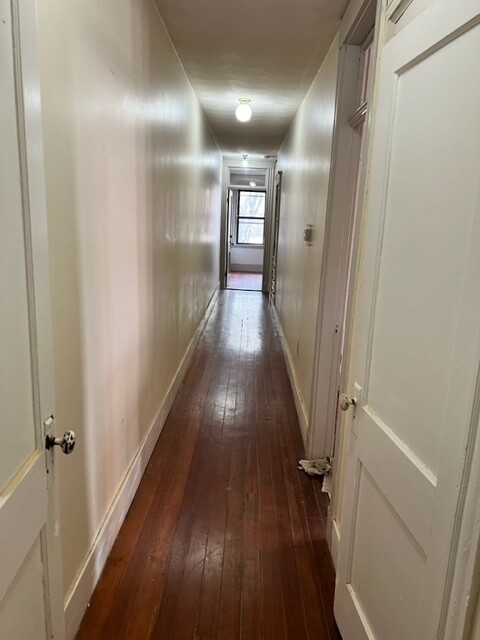 110 Central St, Powder House Square