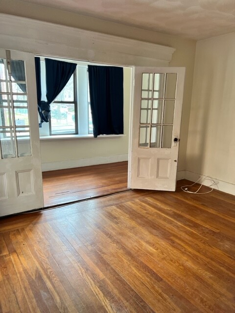 110 Central St, Powder House Square