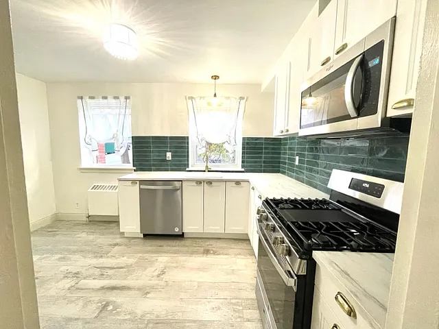 465 Arborway, Jamaica Plain