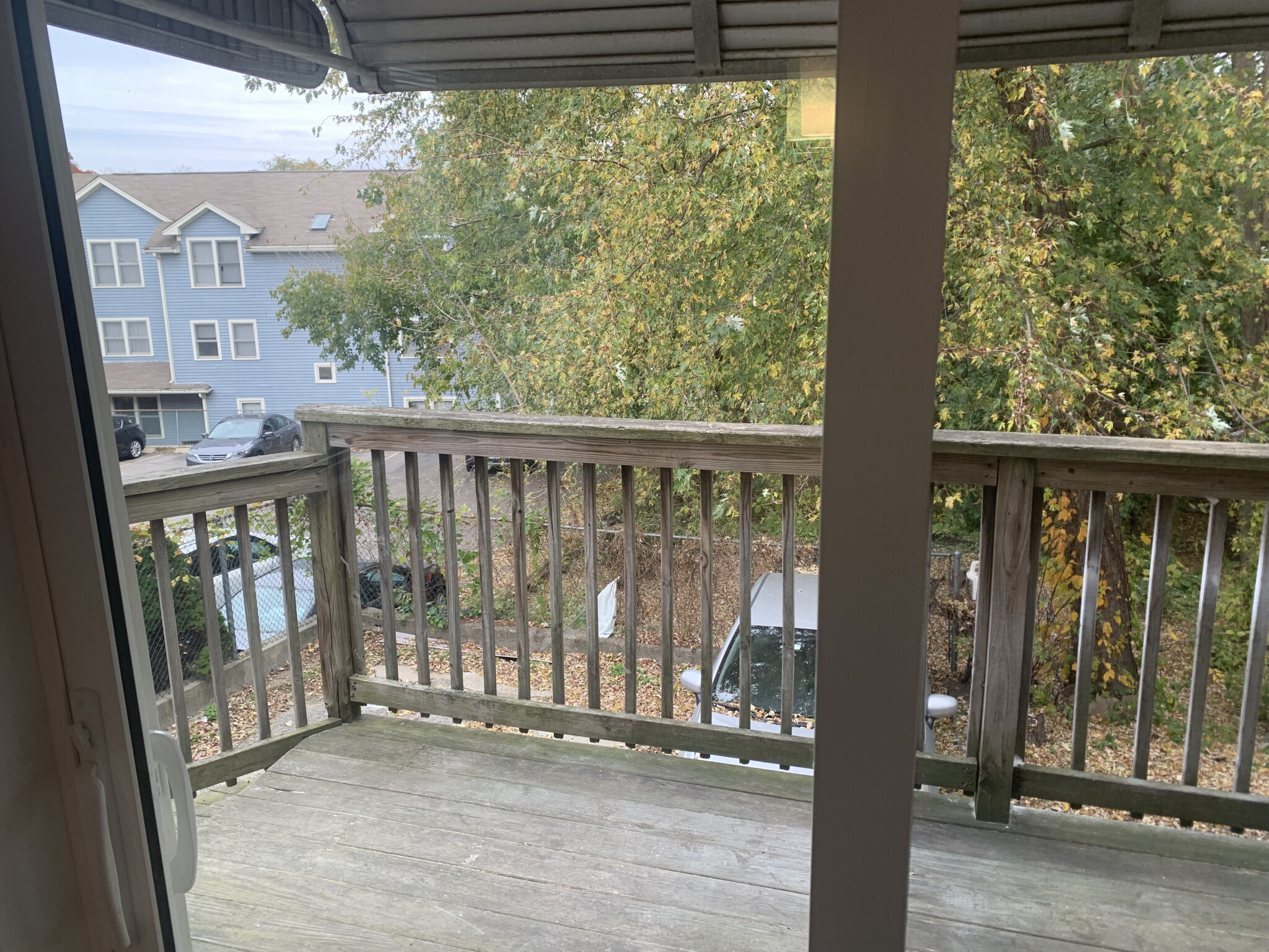 5 bed, 2 bath apartment for rent at 303 Summit Ave Unit 4, Brighton — photo 19 of 22
