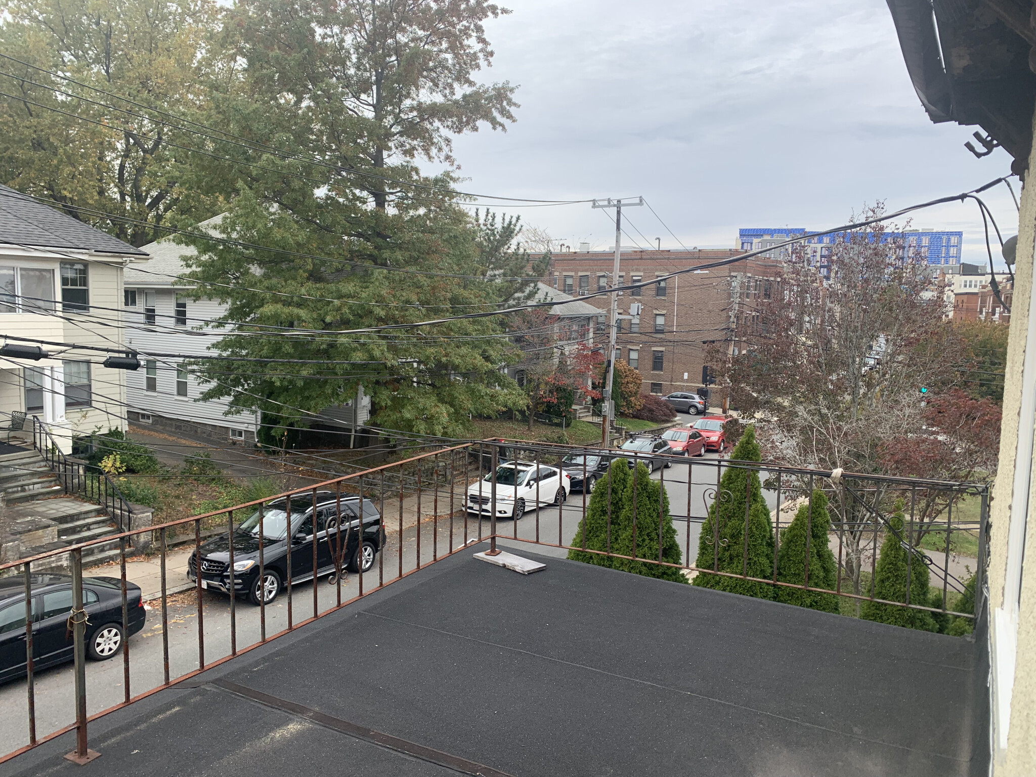 5 bed, 2 bath apartment for rent at 303 Summit Ave Unit 4, Brighton — photo 21 of 22