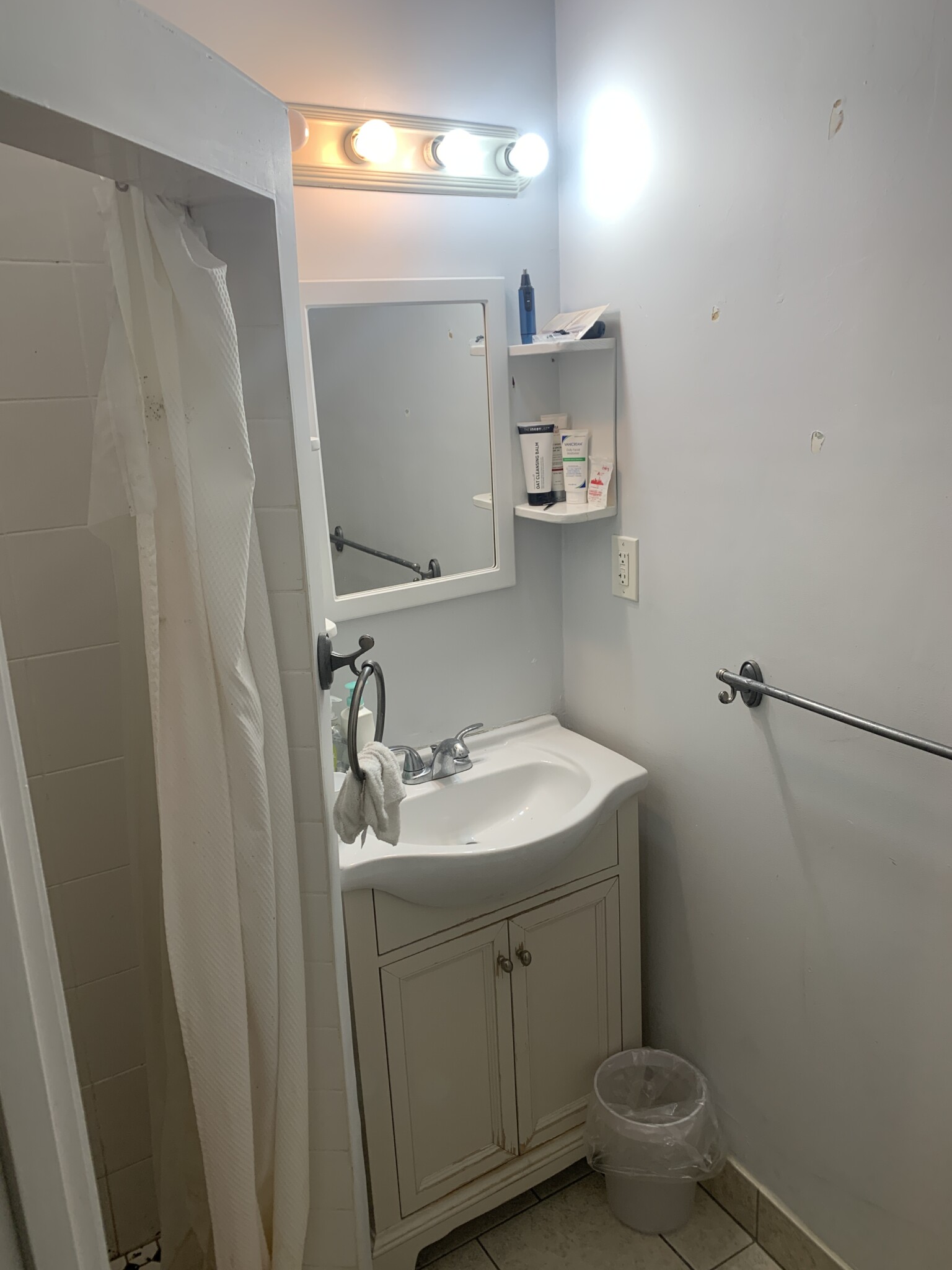 209 Chestnut Hill Ave, Brighton