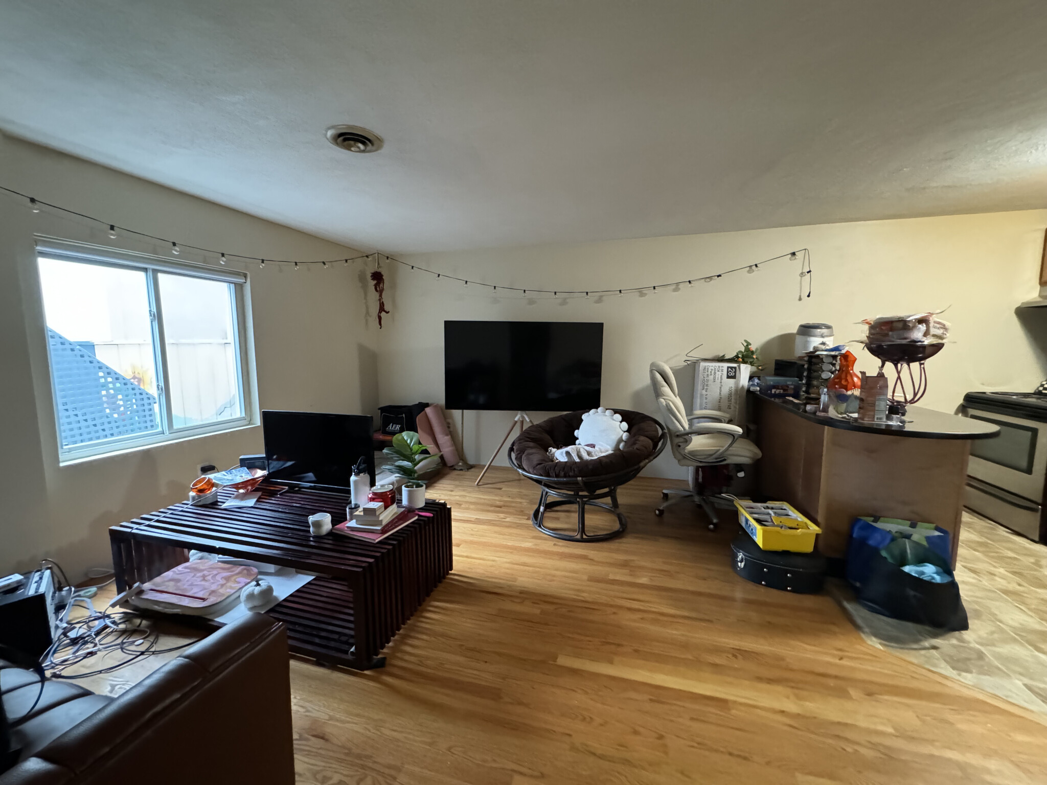 385 Dorchester St, South Boston