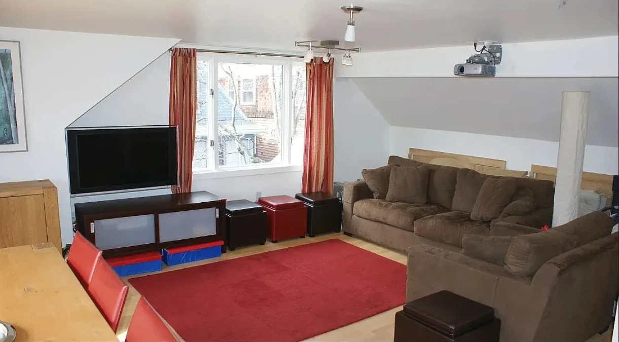 11 Marie Ave, Mid-Cambridge