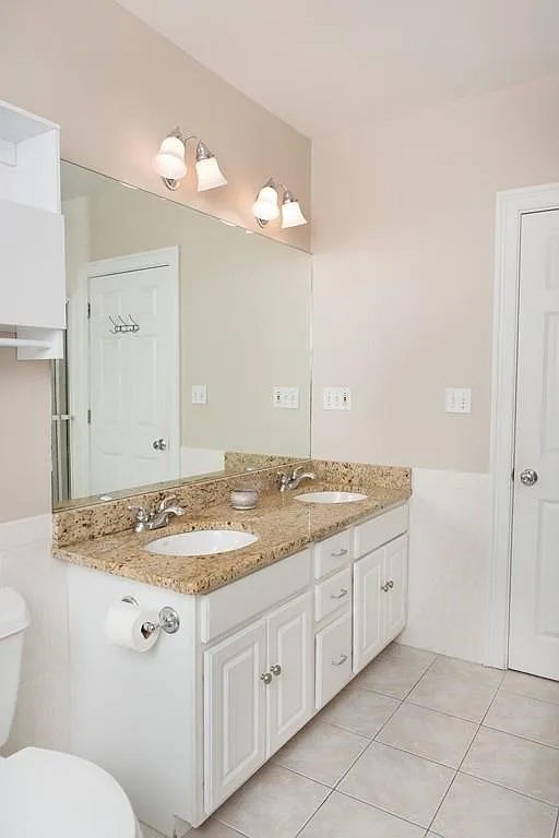 159 W 6th St, South Boston