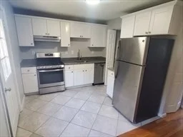 174 Pine St, Holbrook