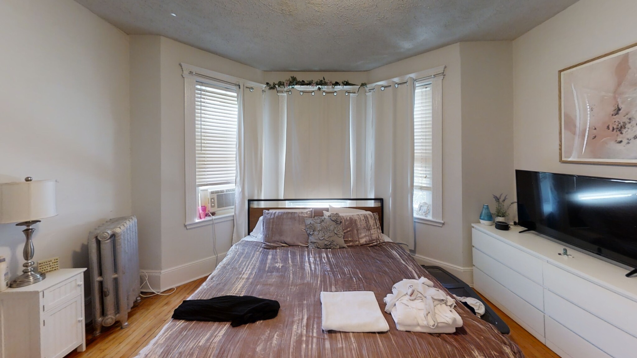 3 bed, 1 bath apartment for rent at 141 Chiswick Rd Unit 6, Brighton — photo 4 of 4