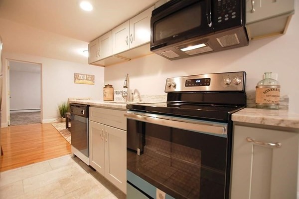 3 bed, 2 bath apartment for rent at 141 Chiswick Rd Unit 2, Brighton
