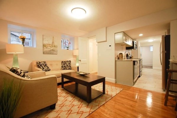 3 bed, 2 bath apartment for rent at 141 Chiswick Rd Unit 2, Brighton — photo 2 of 16