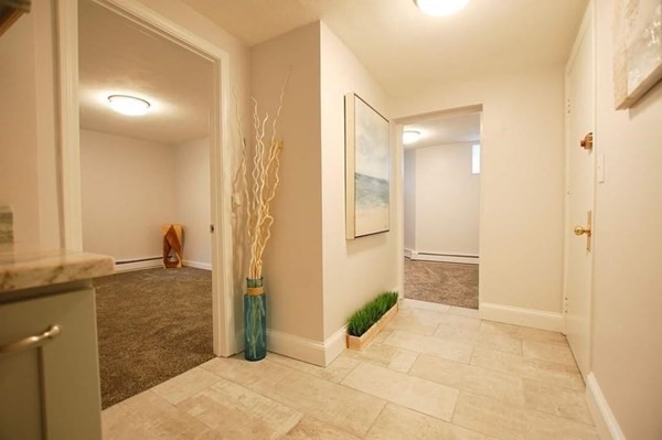 3 bed, 2 bath apartment for rent at 141 Chiswick Rd Unit 2, Brighton — photo 6 of 16