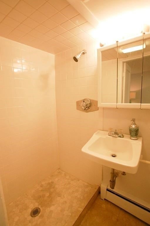 3 bed, 2 bath apartment for rent at 141 Chiswick Rd Unit 2, Brighton — photo 11 of 16