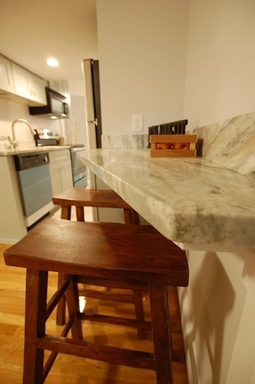 3 bed, 2 bath apartment for rent at 141 Chiswick Rd Unit 2, Brighton — photo 15 of 16
