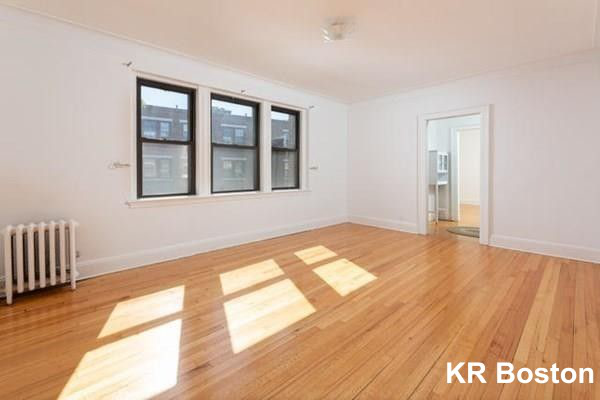2 bed, 1 bath apartment for rent at 141 Englewood Ave Unit 31, Brighton — photo 2 of 5
