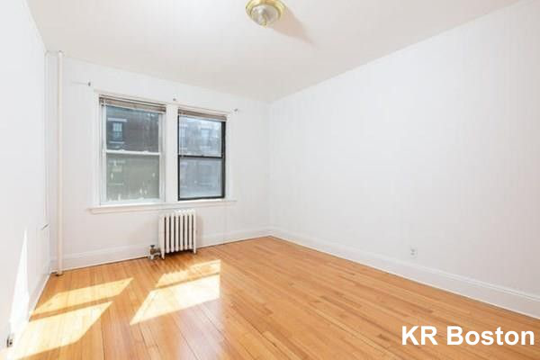 2 bed, 1 bath apartment for rent at 141 Englewood Ave Unit 31, Brighton — photo 3 of 5