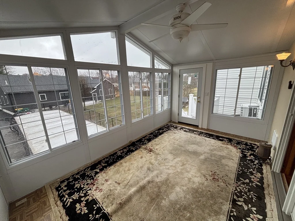 276 Bullard, Walpole