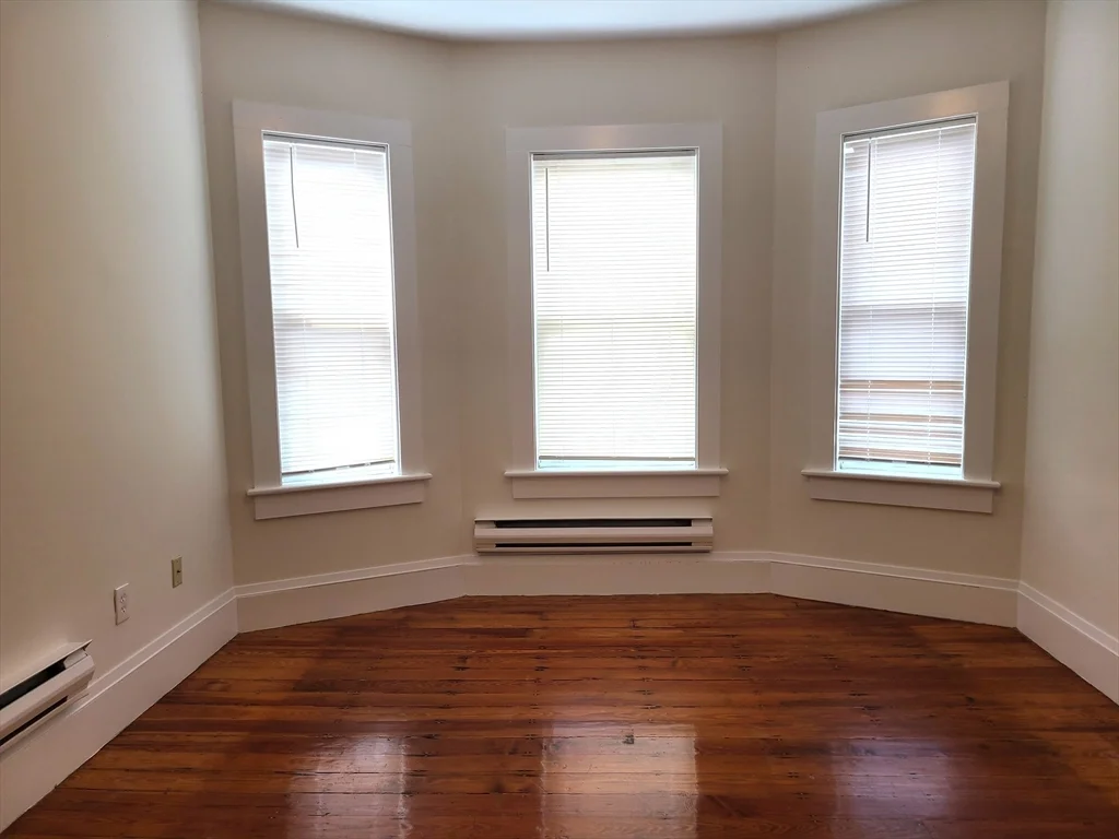 27 Buttonwood St, Dorchester