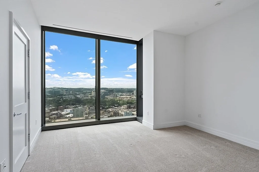 1 Dalton St, Back Bay