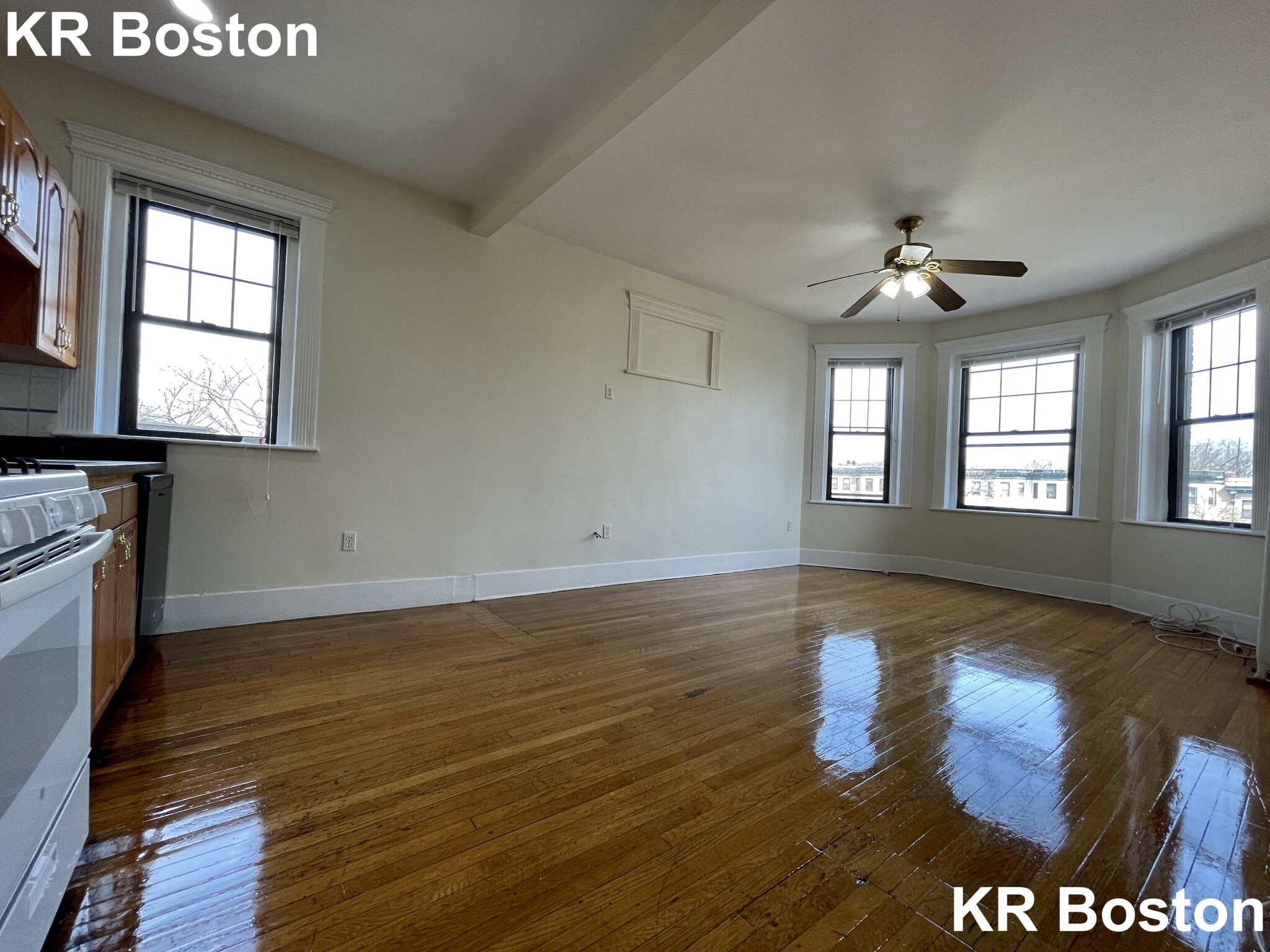 3 bed, 1 bath apartment for rent at 1415 Commonwealth Ave Unit 16, Brighton